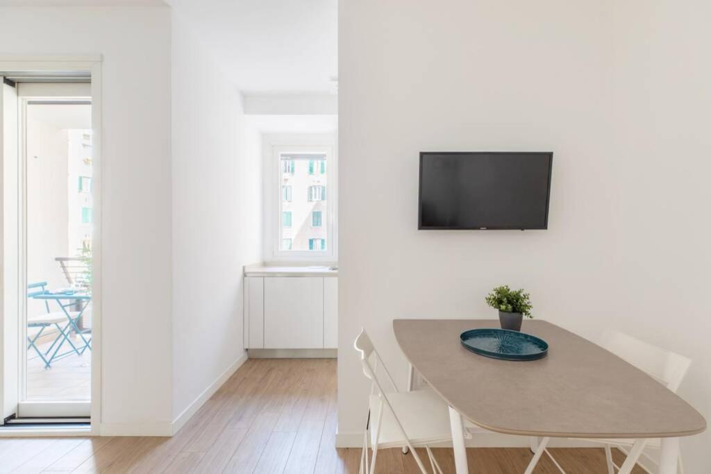 Iflat Opificio New Light Apartment Рим Екстер'єр фото