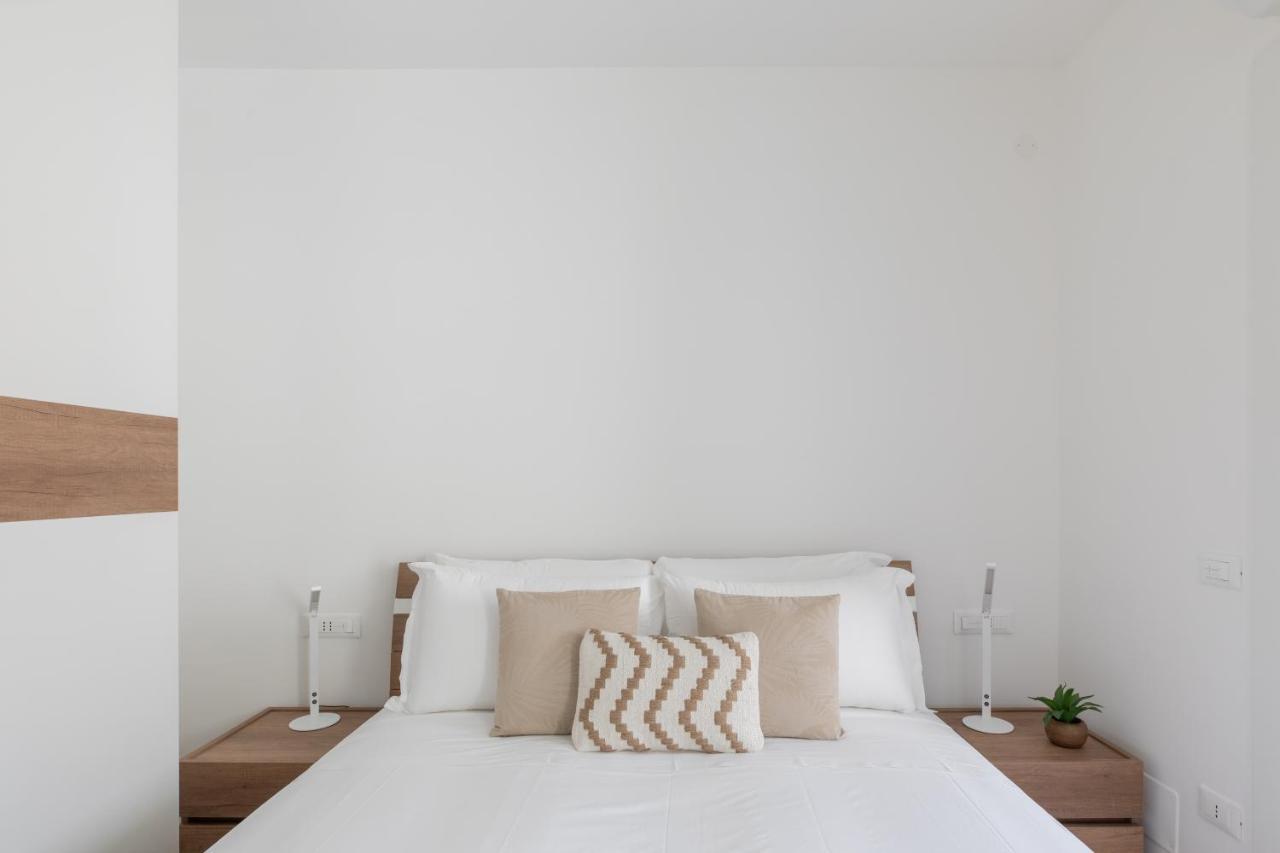 Iflat Opificio New Light Apartment Рим Екстер'єр фото