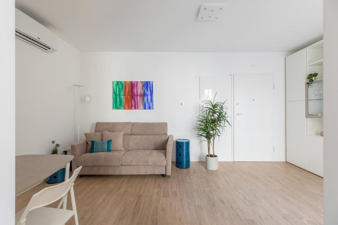 Iflat Opificio New Light Apartment Рим Екстер'єр фото